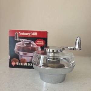 Vintage William Bounds Clear  Nutmeg Grinder Chrome Gourmet Nutmeg Mill with Box